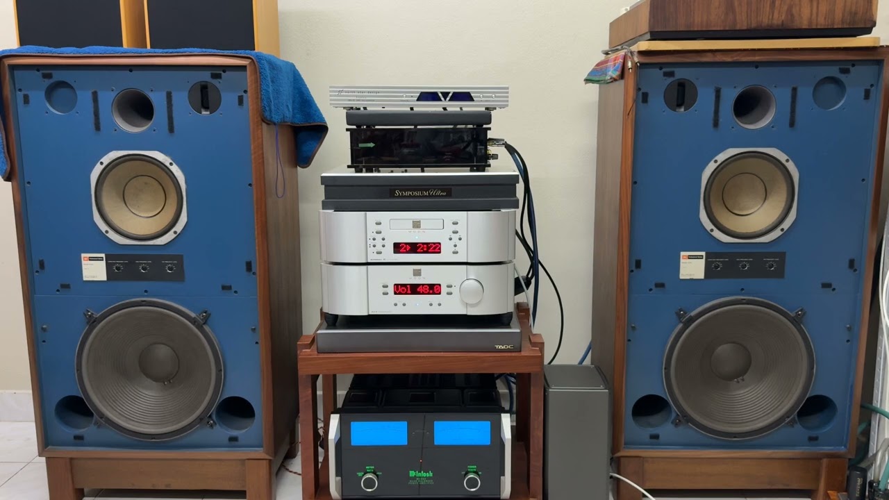 HK AV Show 2015 ; magnificent 7 / JBL 4343 Alnico / Moon CD-Pre / Mcintosh MC452