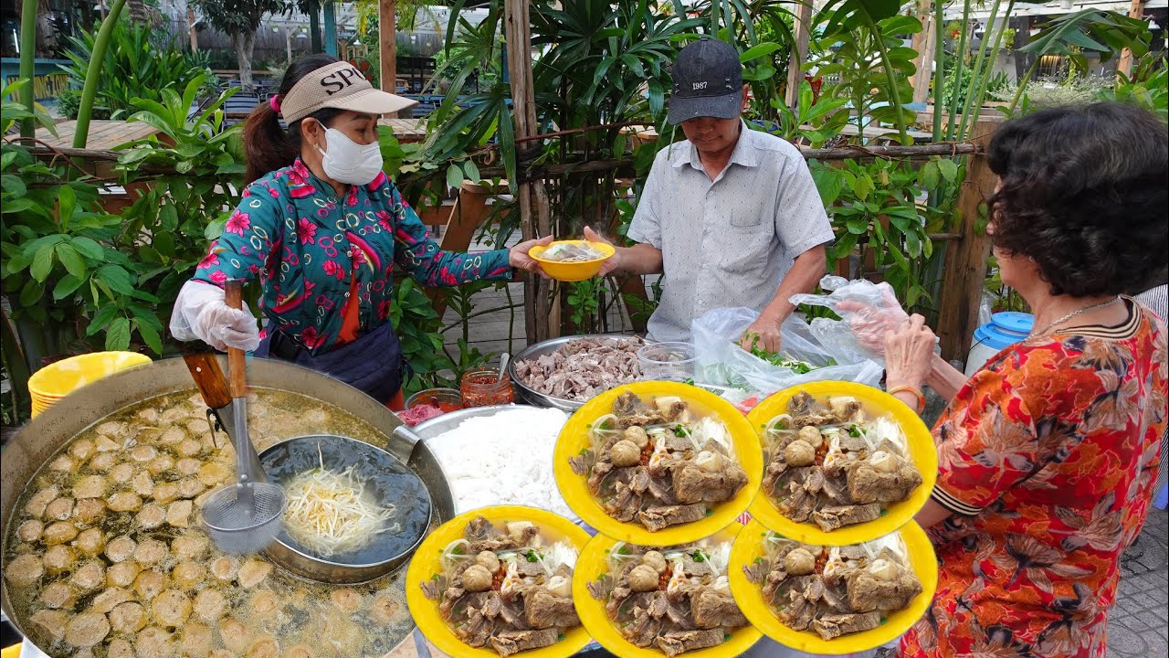 Phở 30k 