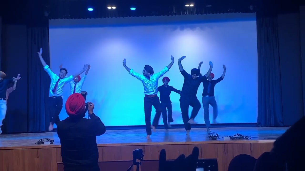 FAREWELL - 2023 / BOYS BHANGRA / CLASS : XI - XII