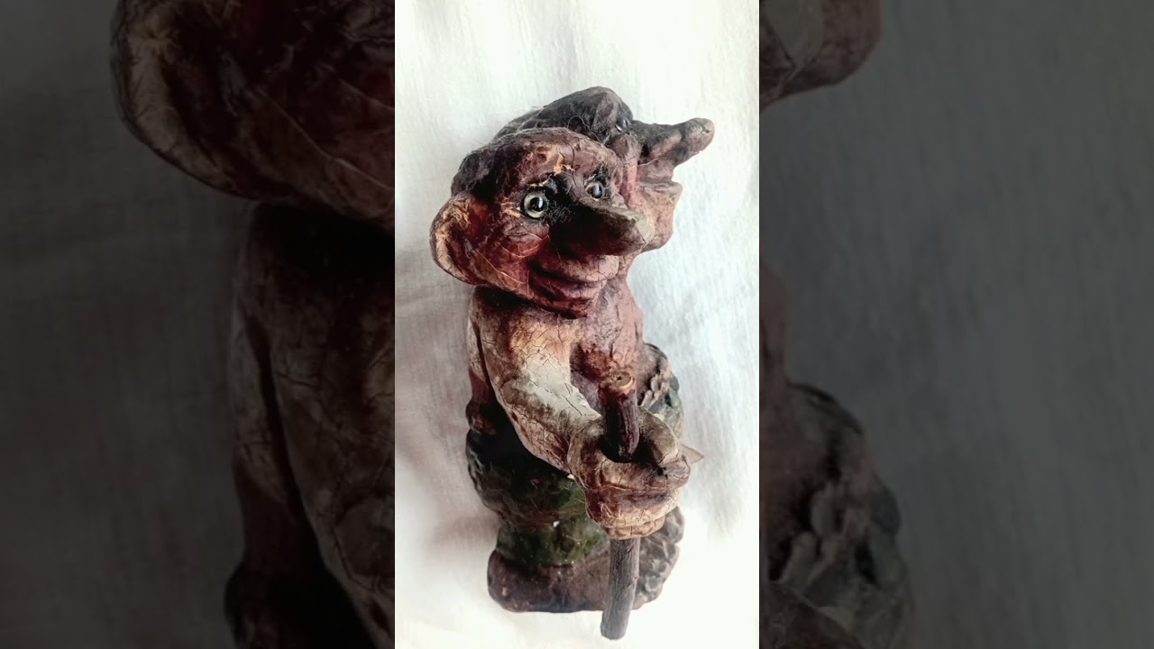 Troll 3 cabe&ccedil;as noruegu&ecirc;s d&eacute;cada 70 feito a m&atilde;o da marca Nyform. Vendido