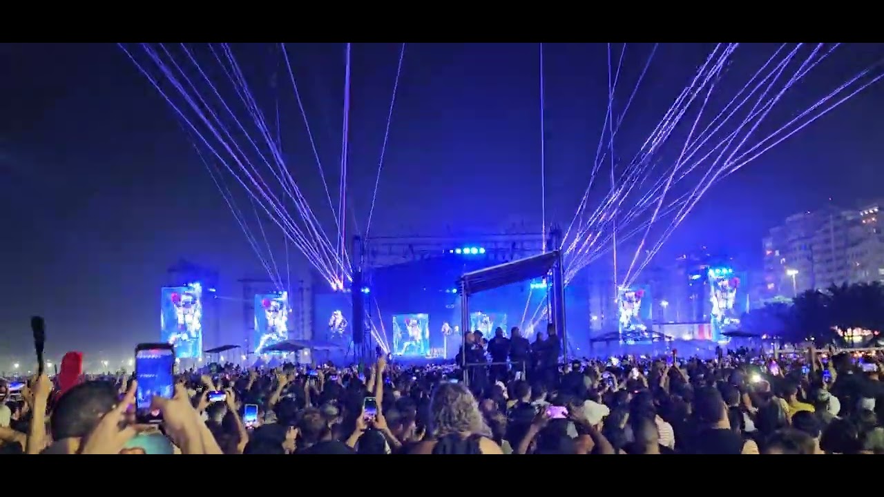 MADONNA  - CELEBRATION TOUR RIO DE JANEIRO, 04/05 - RAY OF LIGHT