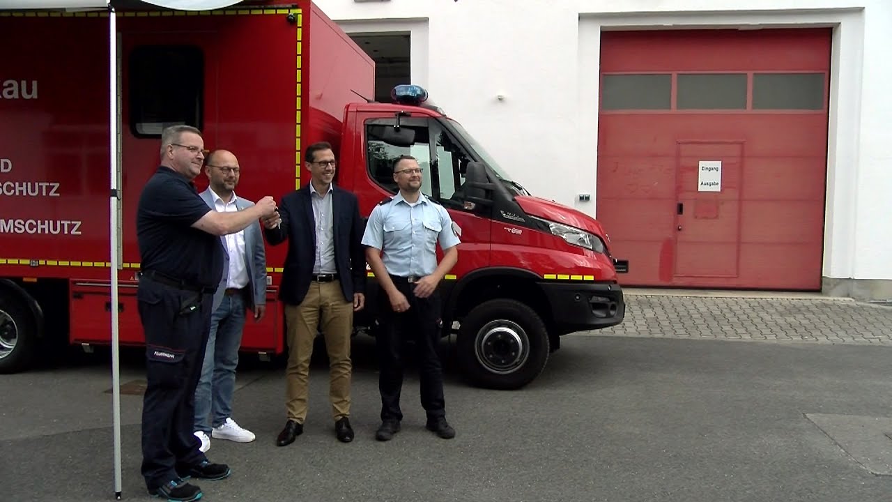 Neuer Gerätewagen Atemschutz an das FTZ Wilkau Haßlau übergeben