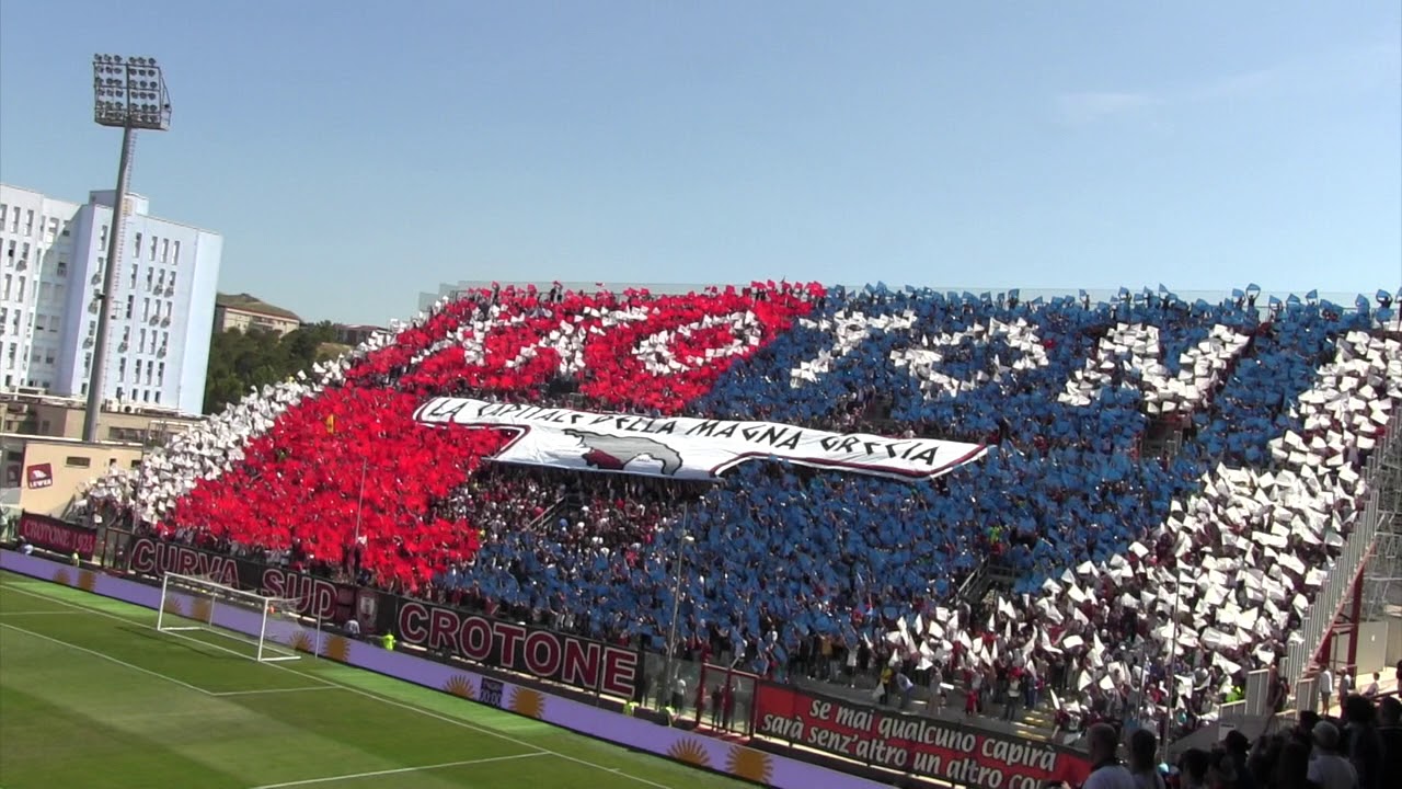 Coreografia Curva Sud Crotone-Lazio 13.05.218