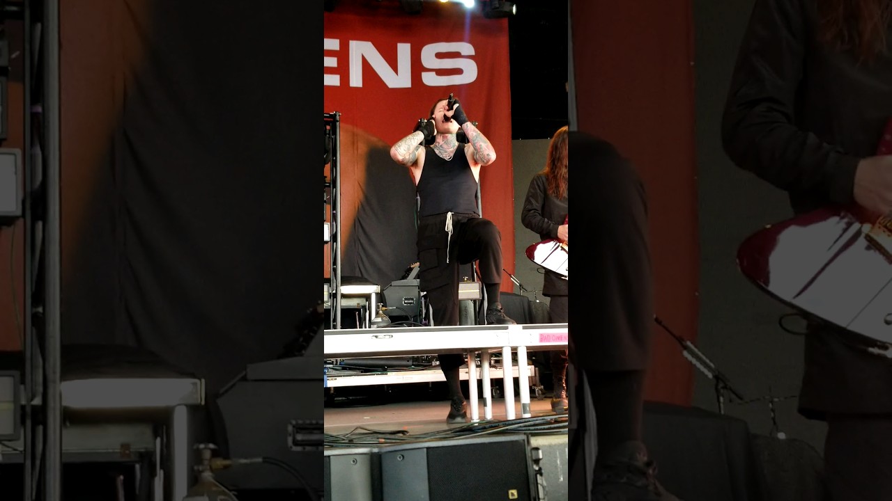 Bad Omens performing Just Pretend @ Pointfest 5/27/23