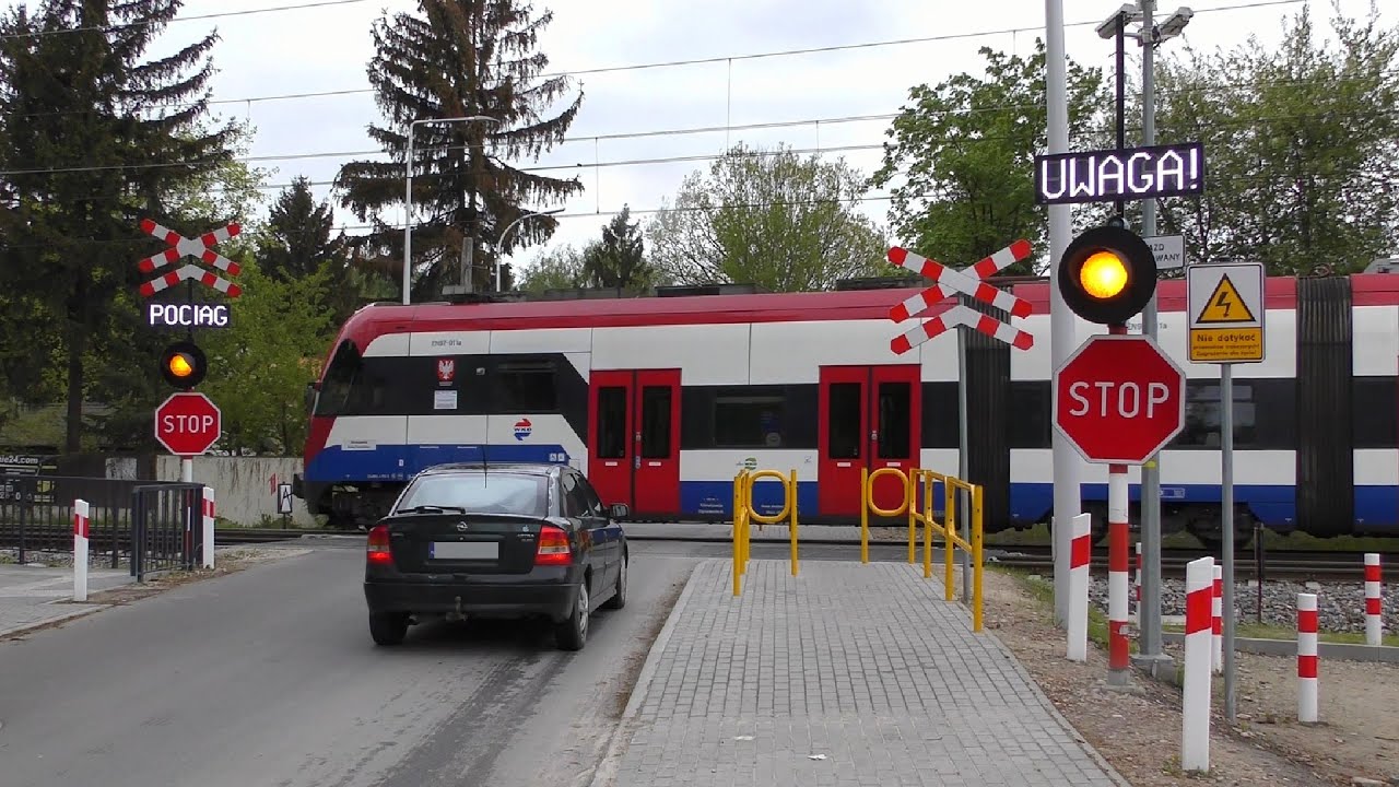 Przejazd kolejowy Grodzisk Mazowiecki ul. Okrężna | Railroad Crossing in Poland