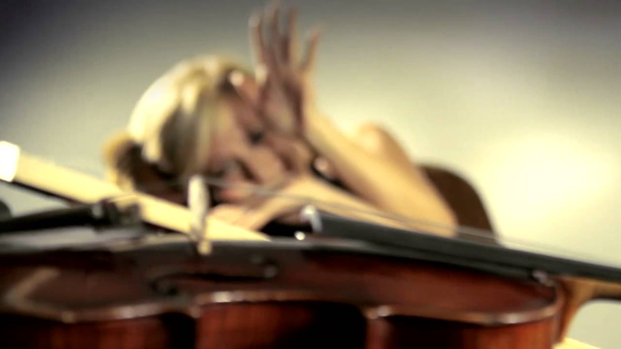 Simona Quaranta - Din don dan | GALLETTI BOSTON