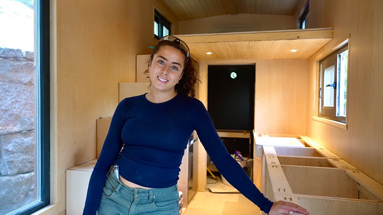 Acho que Vamos Nos Mudar em Breve - Construindo os Móveis da Nossa Tiny House!
