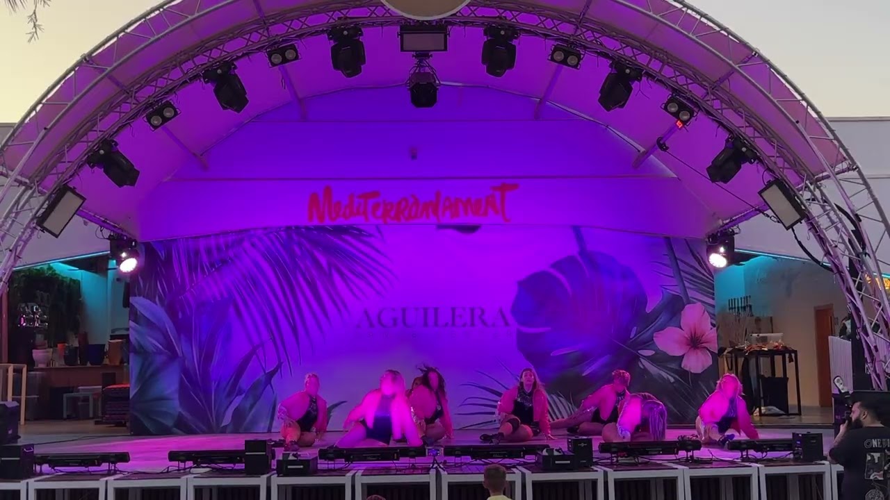 RUN THE WORLD X NAUGHTY GIRL X END OF TIME - MAMIS BAILONGAS - FESTIVAL DE VERANO 2025 🌴