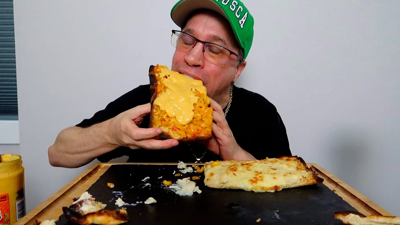 ASMR • MAC & CHEESE & CHICKEN ALFREDO • PIZZA • MUKBANG • FEAST • SEANUSCA FOOD