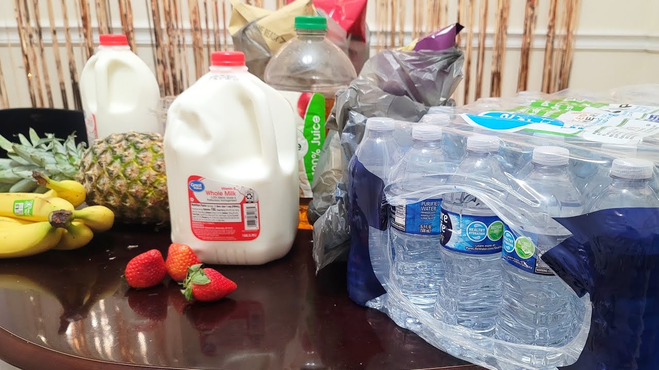 🛒 [Покупки] Покупки в Walmart: фрукты, попкорн, молоко, банан, вода, сок — 52 доллара