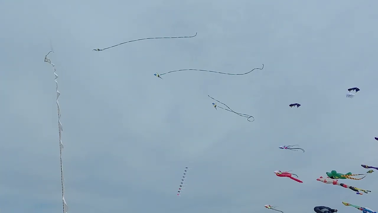 43° Artevento Cervia Festival Internazionale dell'Aquilone DANZA AQUILONI  27 aprile 2023
