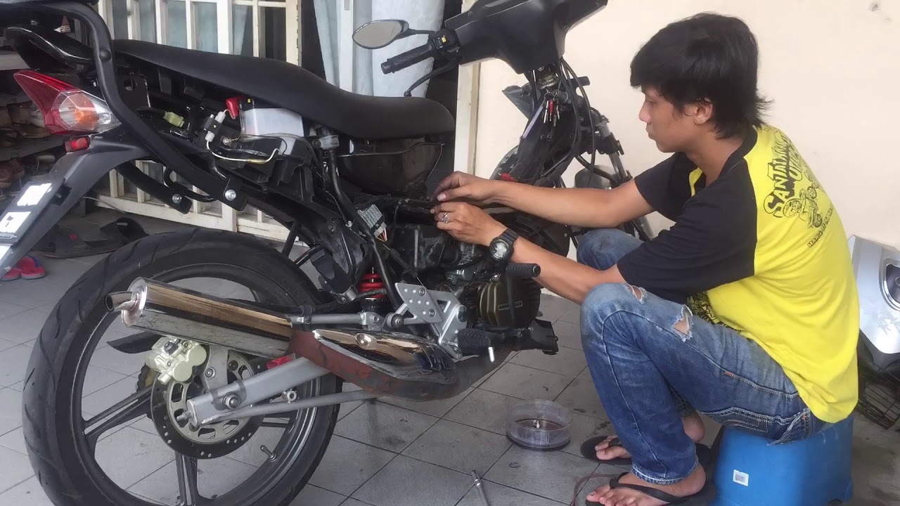 MODENAS DINAMIK 120 SERVICE & TUNE CARBURETOR | MOTOVLOG #4