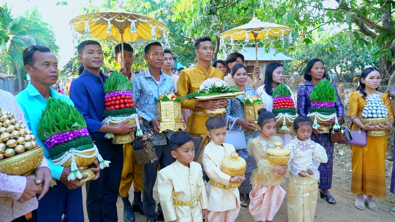 ពិធីហែរកំណត់ចូលរោងជ៍យ​​  | Khmer traditional wedding