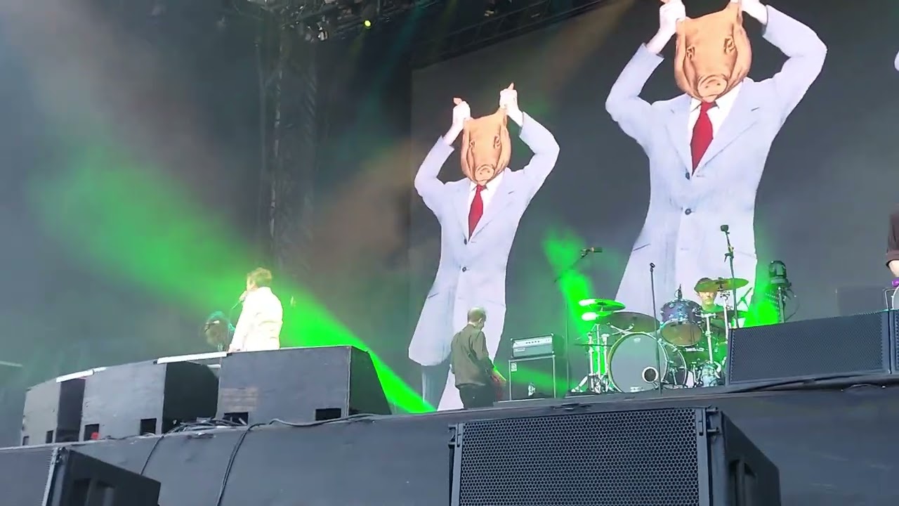 Suede - Animal Nitrate 06/07/24 Cardiff Castle live 2024