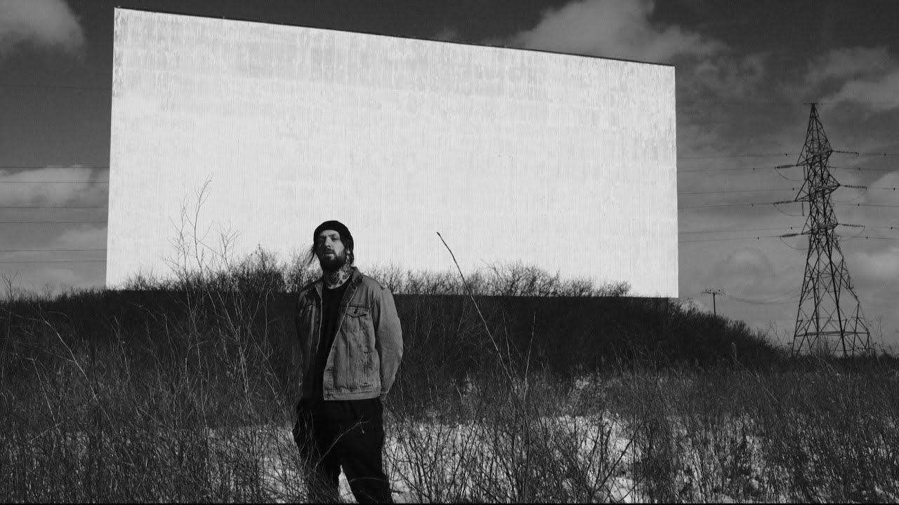 Micky Manson - lines on lines
