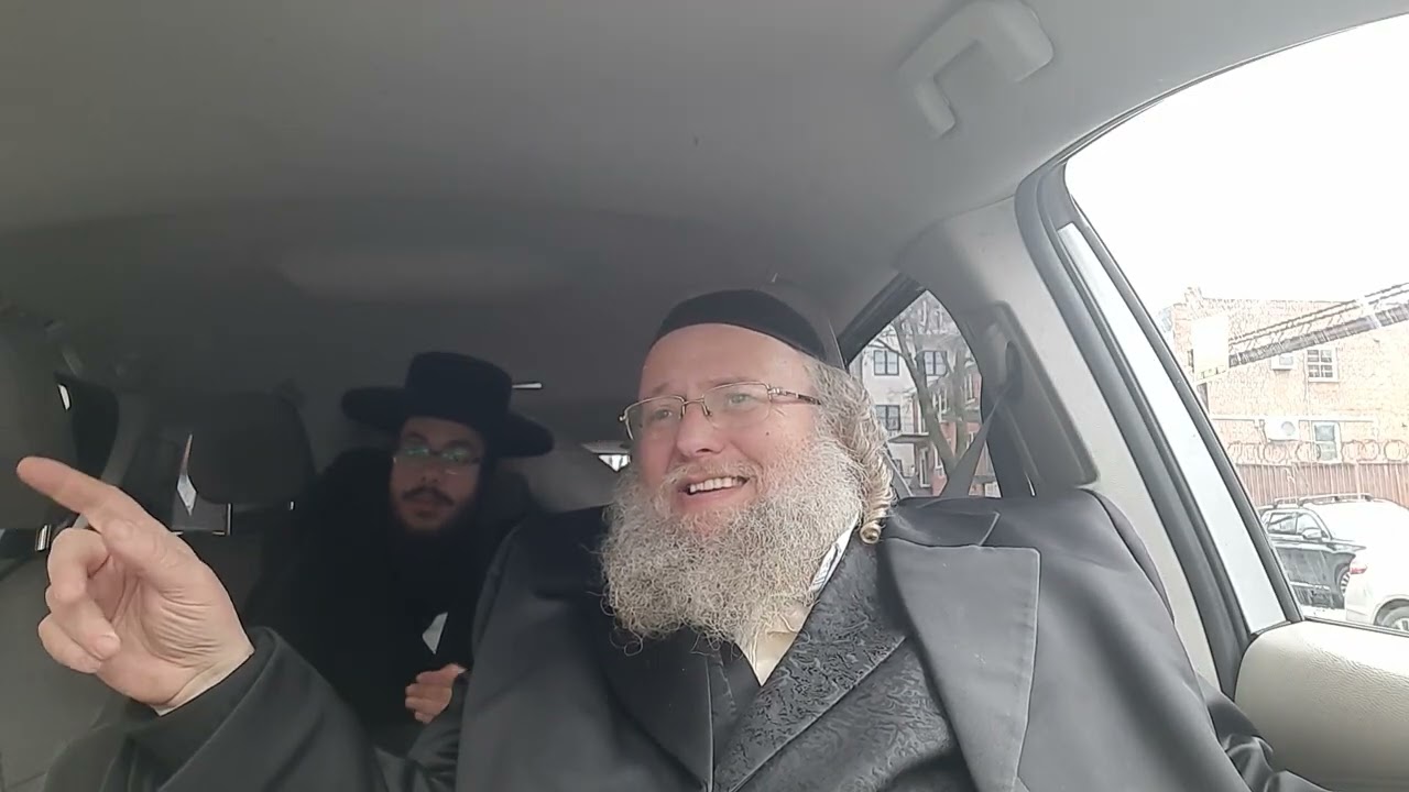 על רבי ישראל יצחק קלמנוביץ ועל כח הנגינה ושיר וזוכר של קרליבך ושירי זכר למקדש שלנו עברית