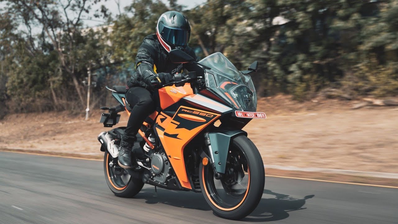 2022 KTM RC390 Full Throttle!