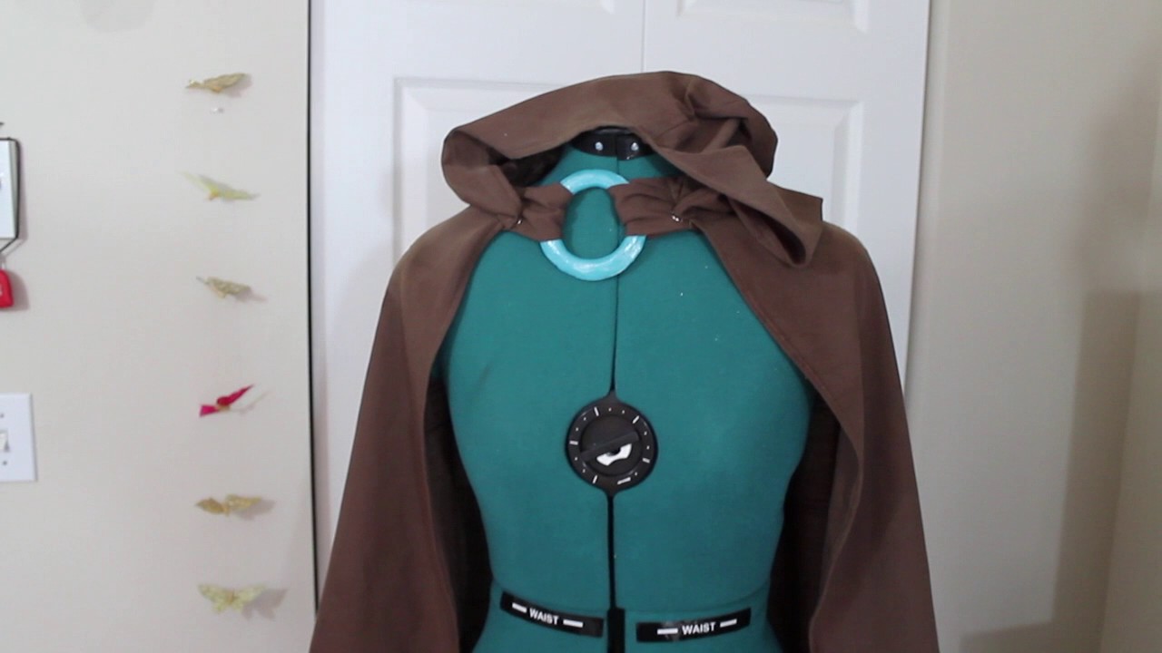 Cosplay Tutorial: Weathering/distressing basics