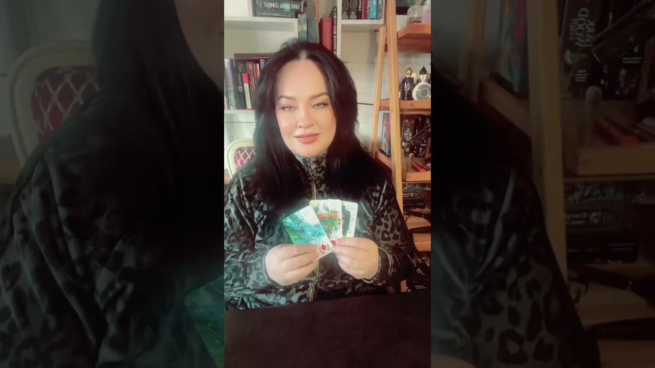 ЧТО ВЫ ДОЛЖНЫ УСЛЫШАТЬ ПРЯМО СЕЙЧАС? 🍀ТАРО В ПОТОКЕ🕊️#tarot 