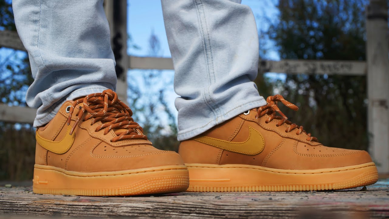 Обзор кроссовок Nike Air Force 1 07 
