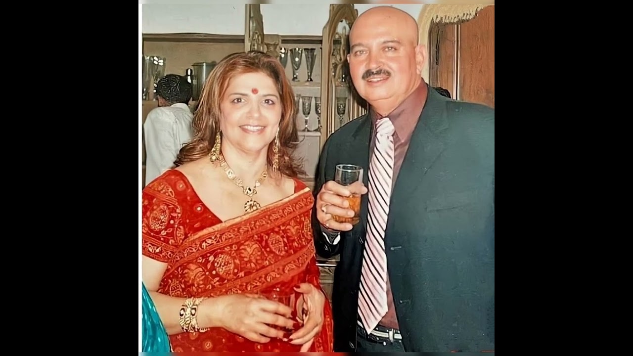 Rakesh Roshan with Mother Wife Pinky Roshan son Hrithik Roshan nice 👌Family🥰 #hritikroshan #short