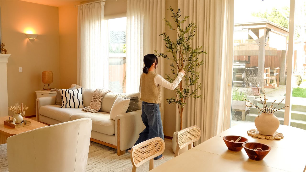 Diligence in Everyday Life | Unboxing & Tips for Hanging New Curtains