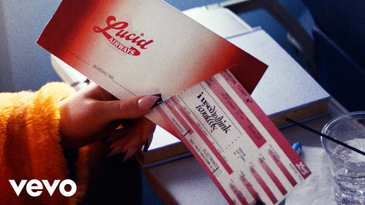 Tate McRae - ? (Lyric Video)