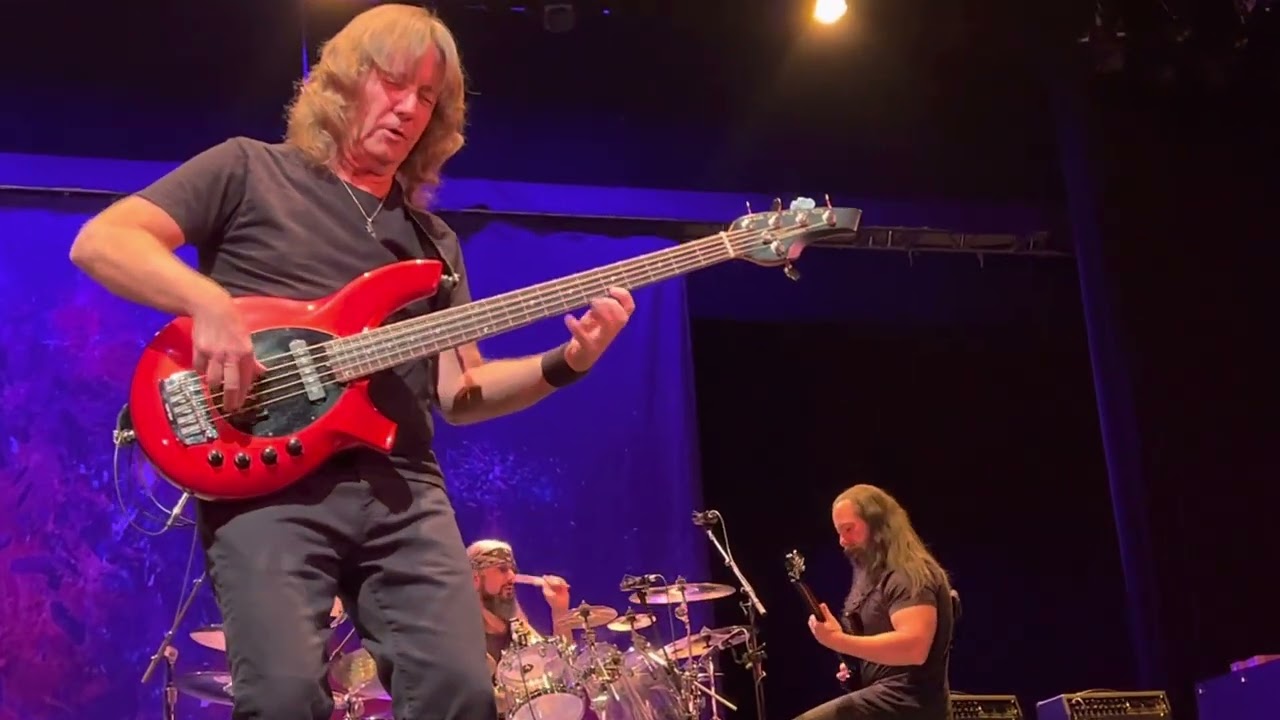 Dave LaRue bass solo Gemini John Petrucci Mike Portnoy 11.1.22 Kimo Theatre, Albuquerque, New Mexico