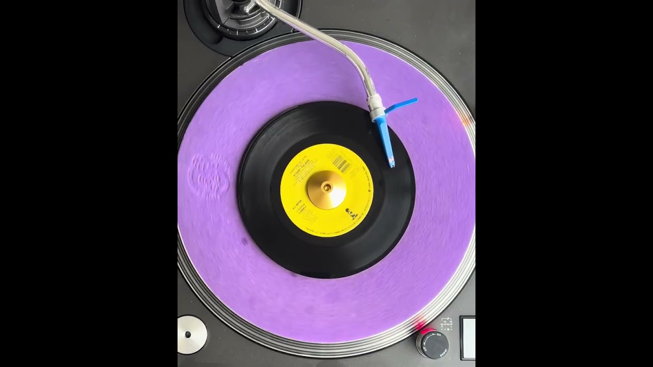 Full Song "Addicted To Love" Robert Palmer 7” 