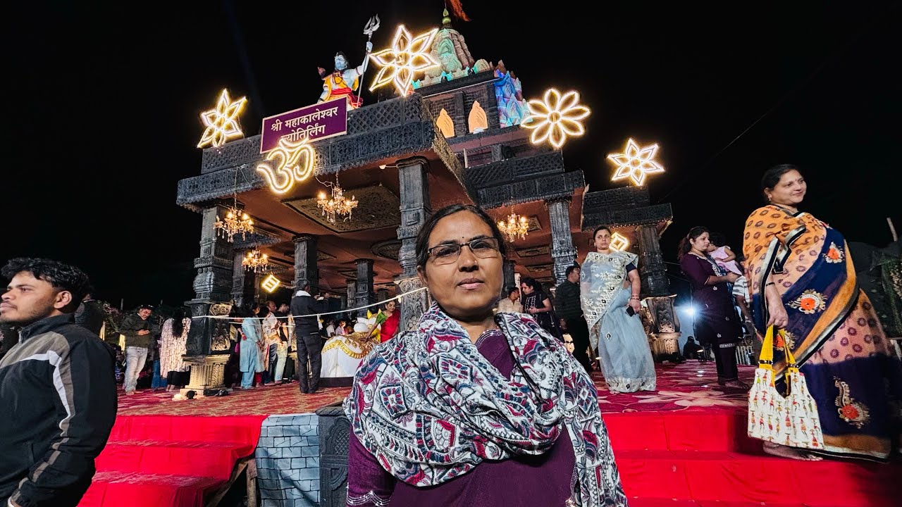 Mummy Ne Kiye MahaKal Mandir Ke Darshan 🥰