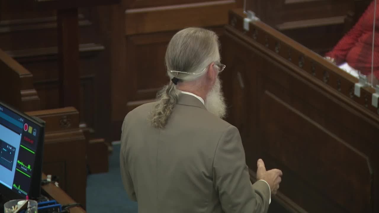 Opening statements in William Edwards trial