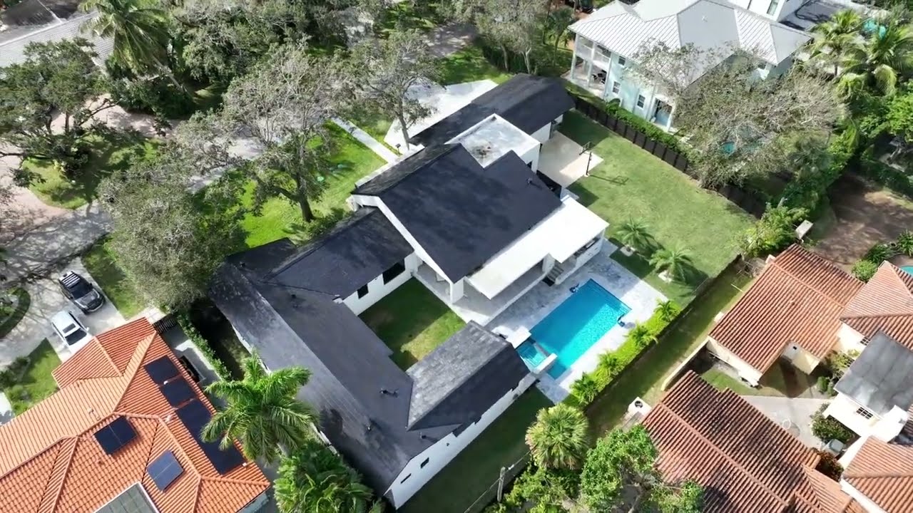 $5.6 Million Paradise | Stunning Waterfront Home In Miami Shores | Miami Real Estate Images