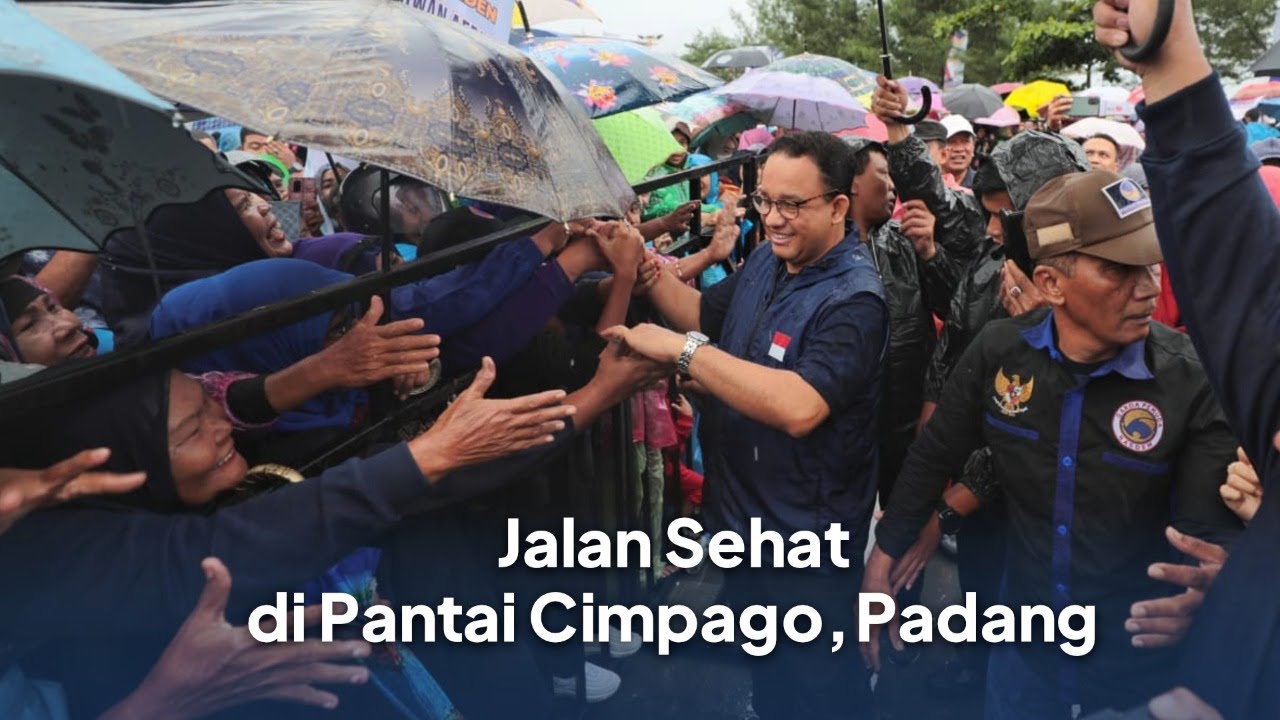 Anies Baswedan - Jalan Sehat Restorasi di Pantai Cimpago, Padang