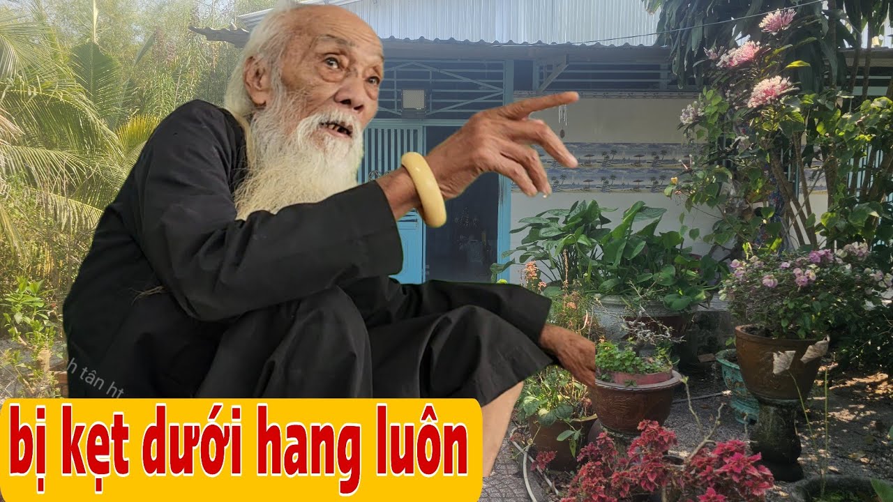 Thầy Rắn Ông Tư Đền Kể Chuyện Rắn Hổ Mây Và Những Người Chung Hang Bị Quở 