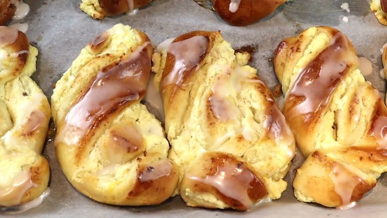 Drożdżowe zakręcone bułeczki z serem – Smak dzieciństwa🥰 Rozalskagotuje