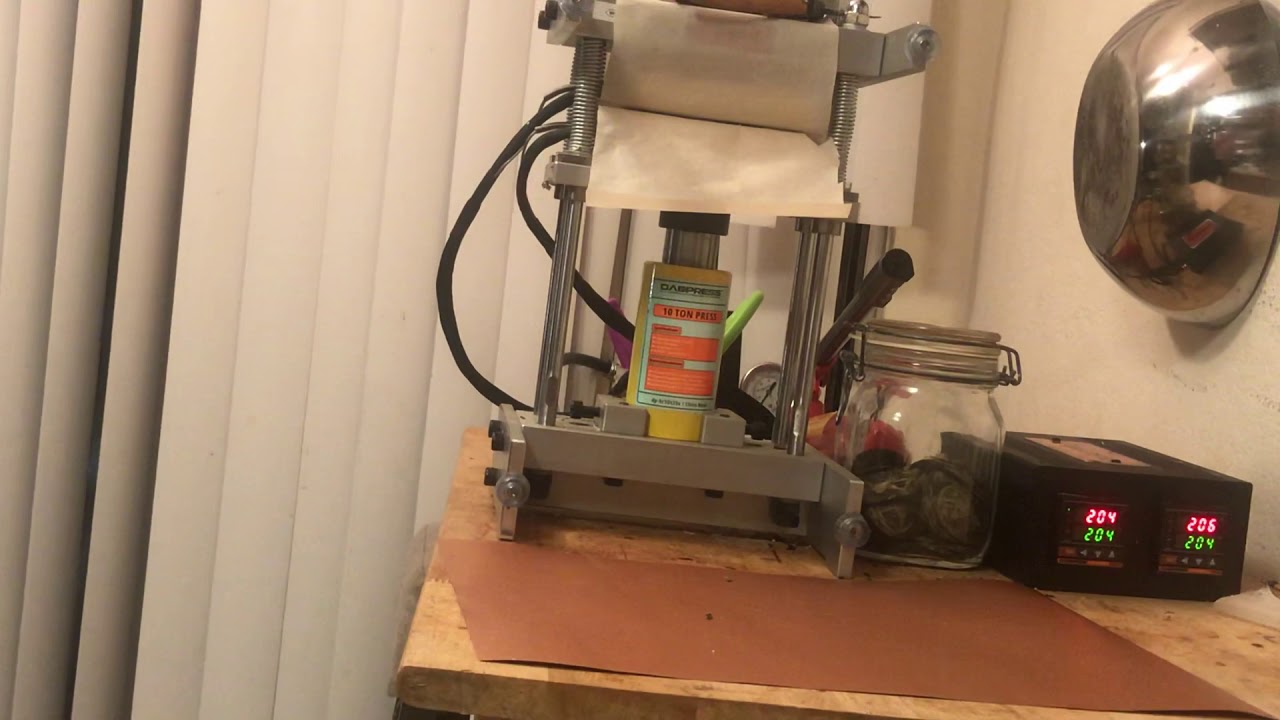DGC-a lil rosin porn!/igr0waut0s & ph0t0s