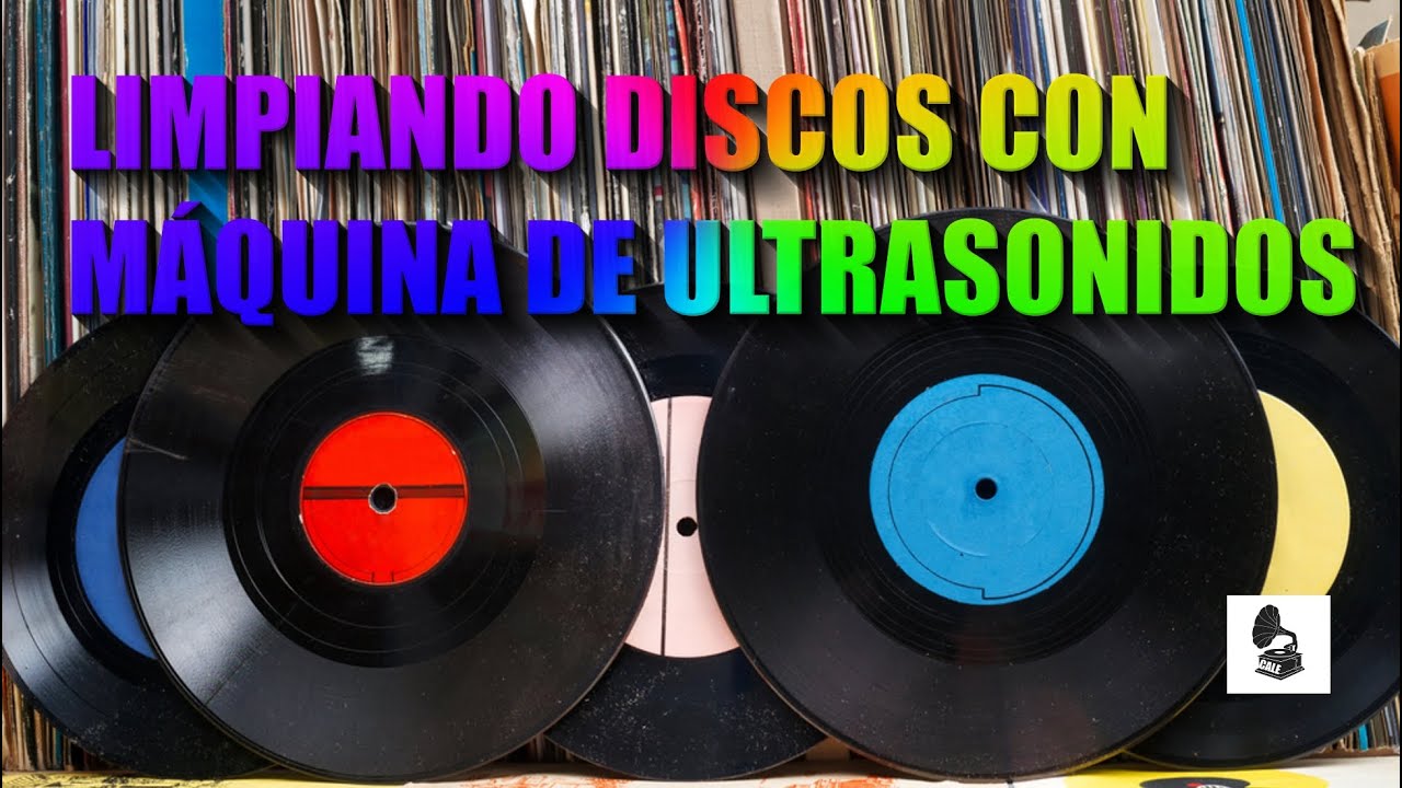 Limpiando discos con máquina de ultrasonidos
