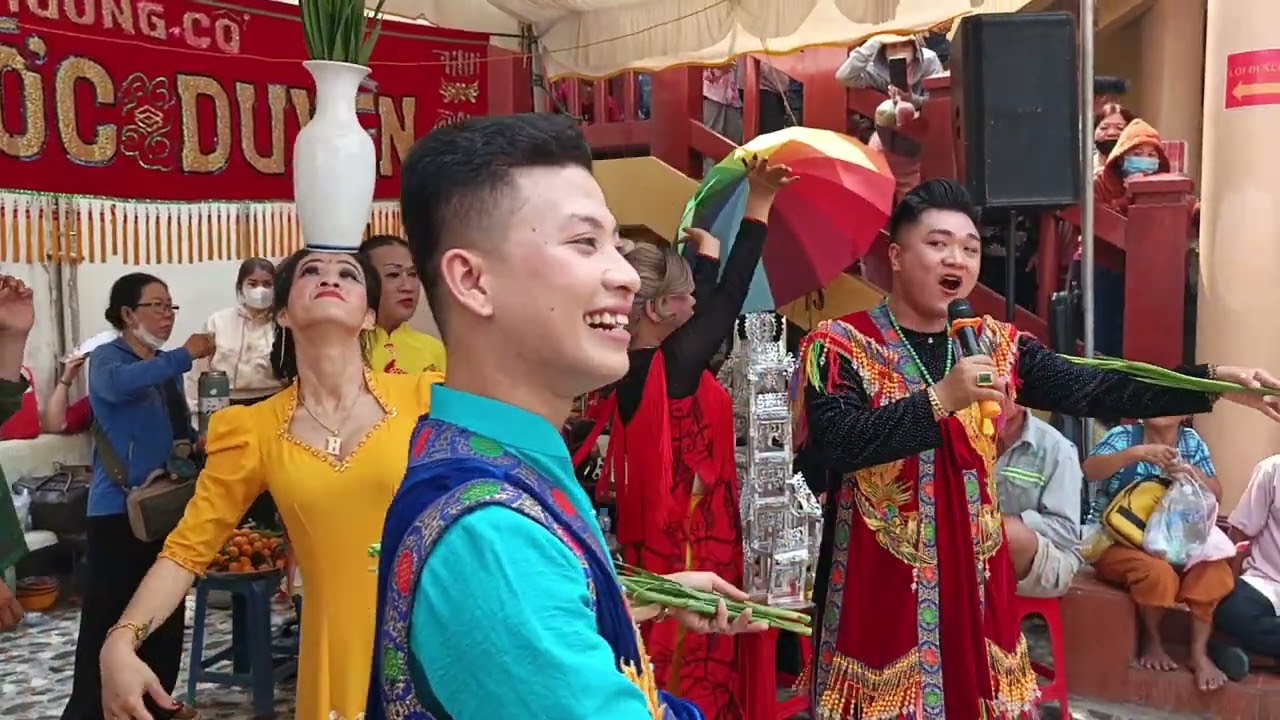 Cập nhật đoàn bóng rỗi Phước Duyên múa phục vụ bà con 