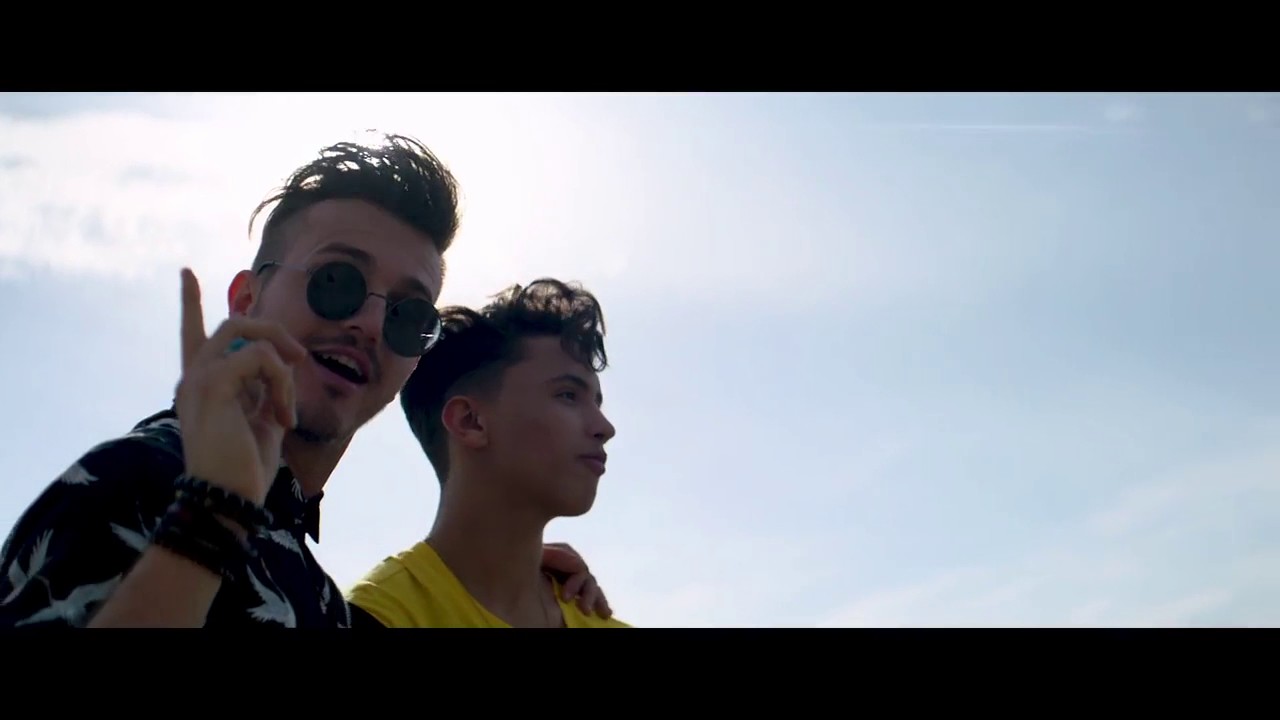 4U - ROYAL (OFFICIAL VIDEO)