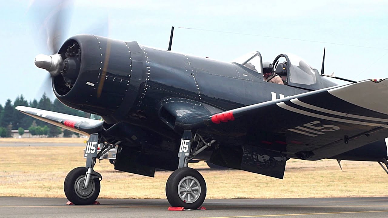 Olympic Airshow—FG-1D Corsair Starting and Taxiing