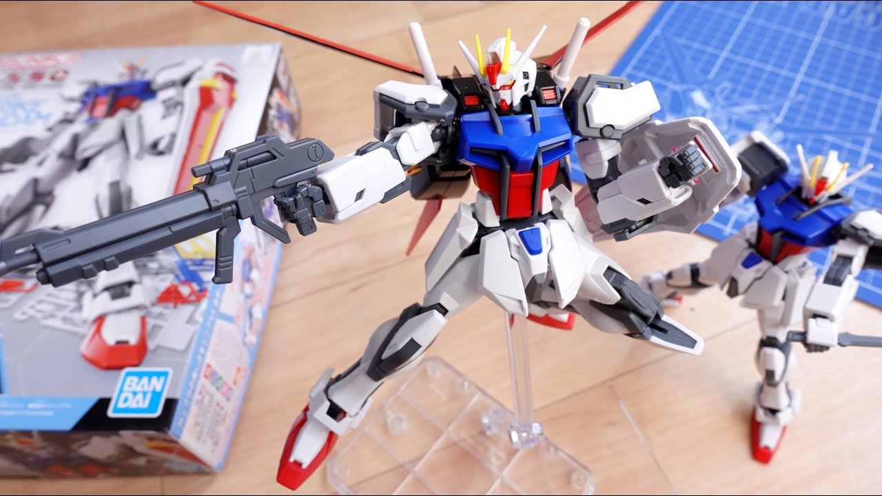 先行レビュー！これで700円！？エールストライクにも換装可能 EG ストライクガンダム パッケージ版 レビュー！1/15(土)発売！HGやRGと比較！