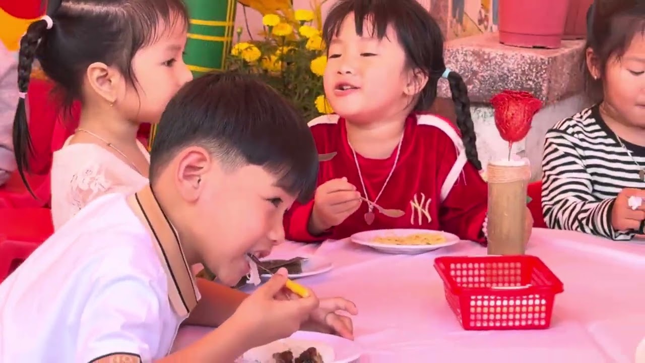 Tiệc buffet Ẩm thực quê em- Trường MN Sơn Ca