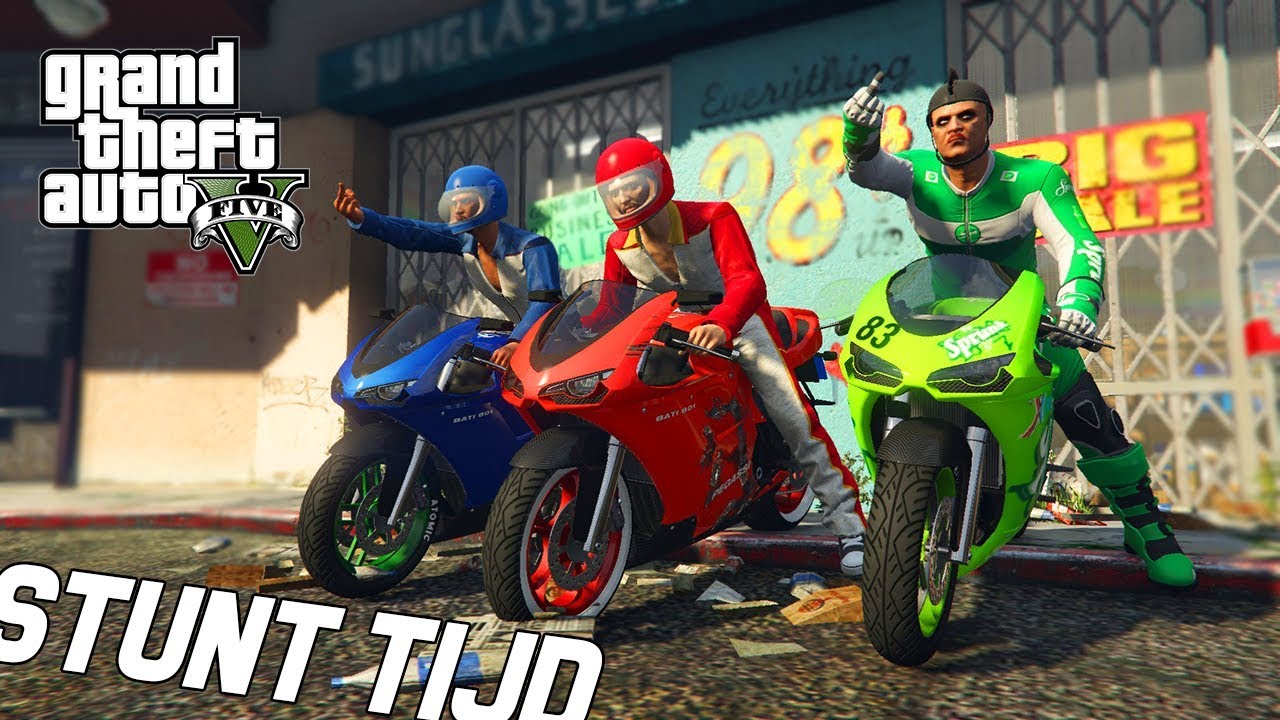 GTA V Freeroam - MOTOR STUNTEN MET PUNTEN!