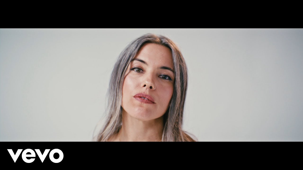 Shelley Thomas - Place in My Heart (Official Video)