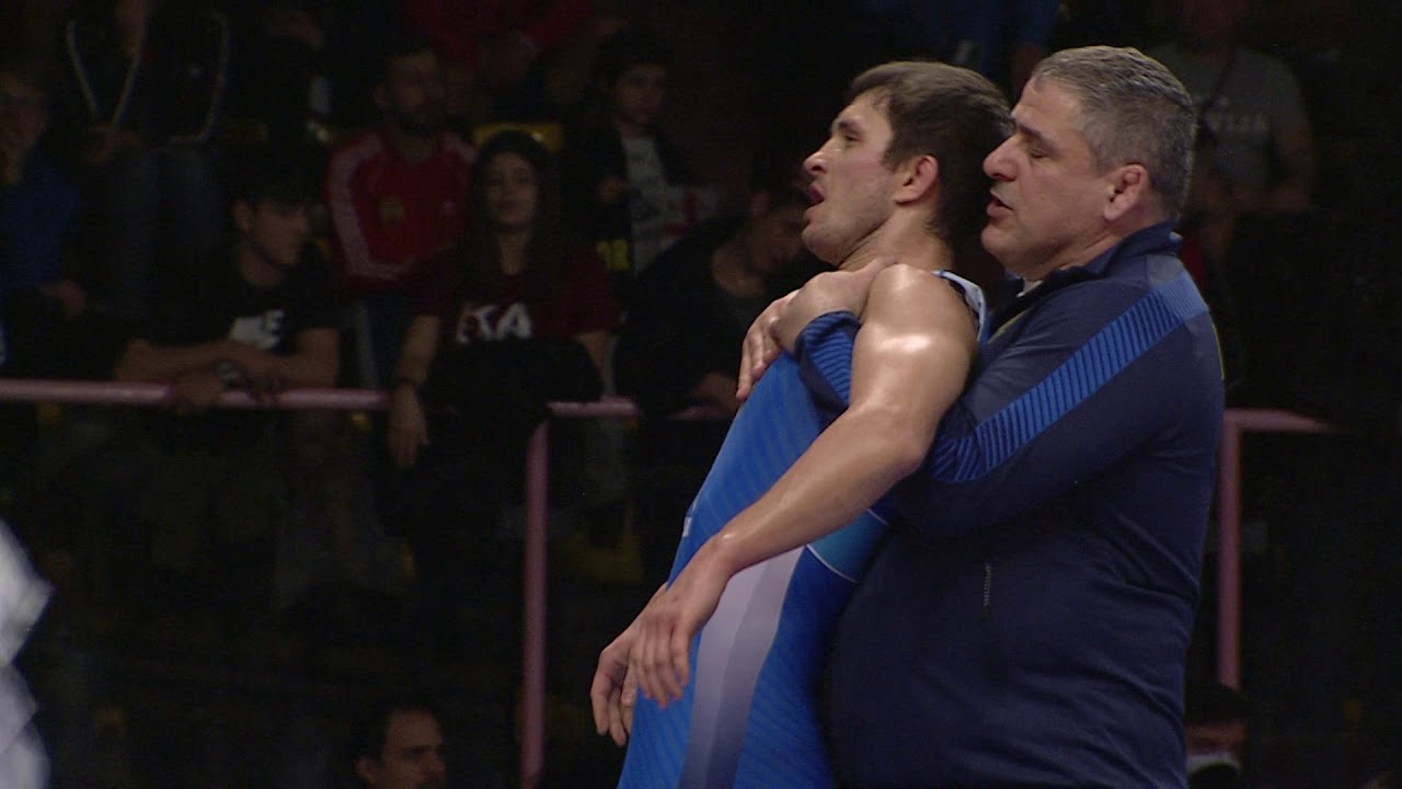 1/2 GR - 72 kg: F. STAEBLER (GER) v. A. KURAK (RUS)