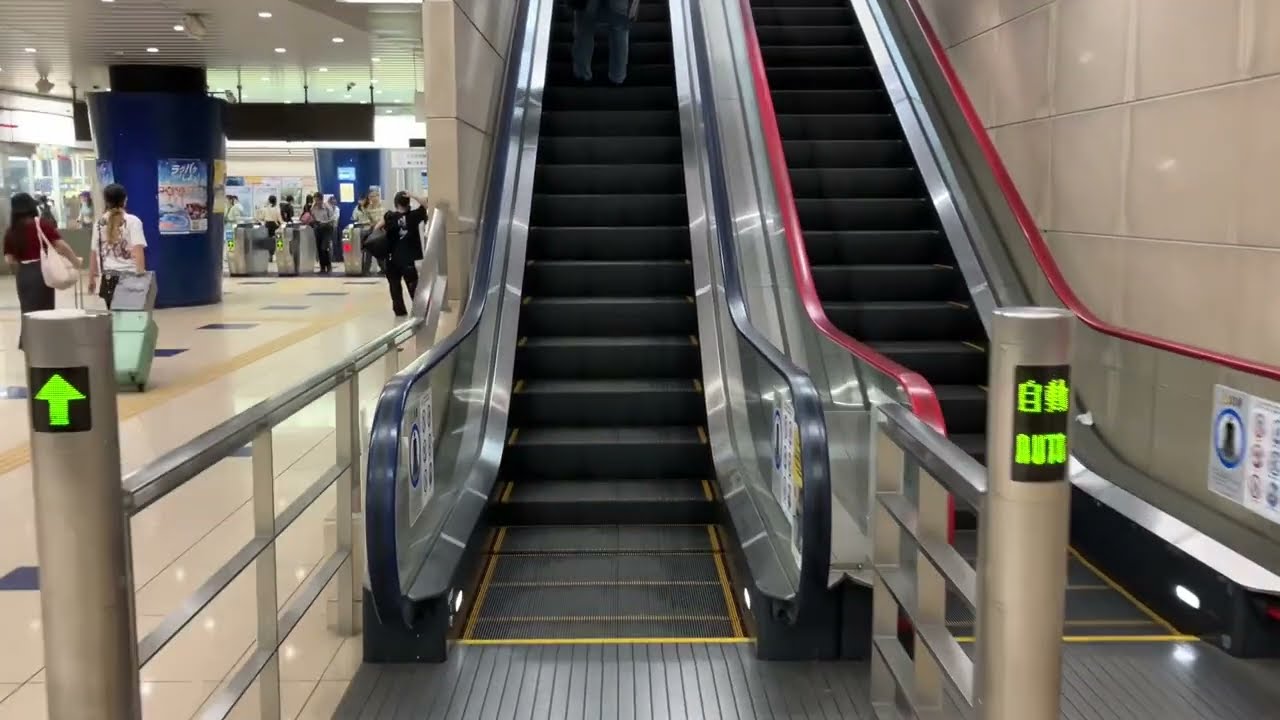 【三菱】2Xエスカレーター 蒲郡駅　東海道本線 2X escalator Gamagori station Tokaido line Aichi Japan