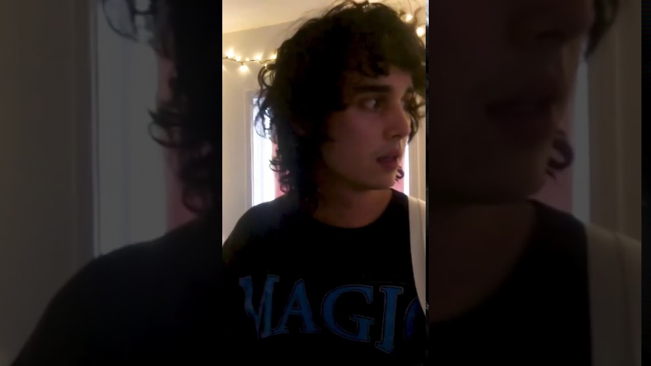 Cole Preston about his musical instruments (his home studio)