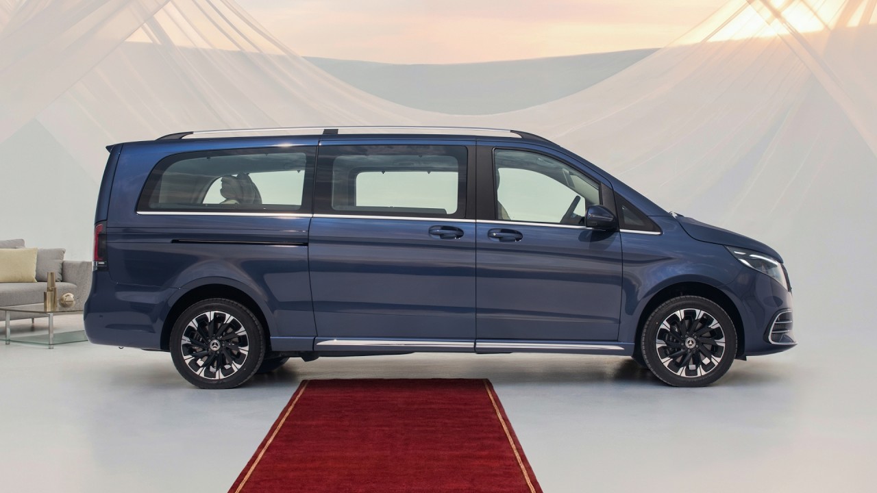 Welcome to your private suite | All-New Mercedes-Benz V-Class