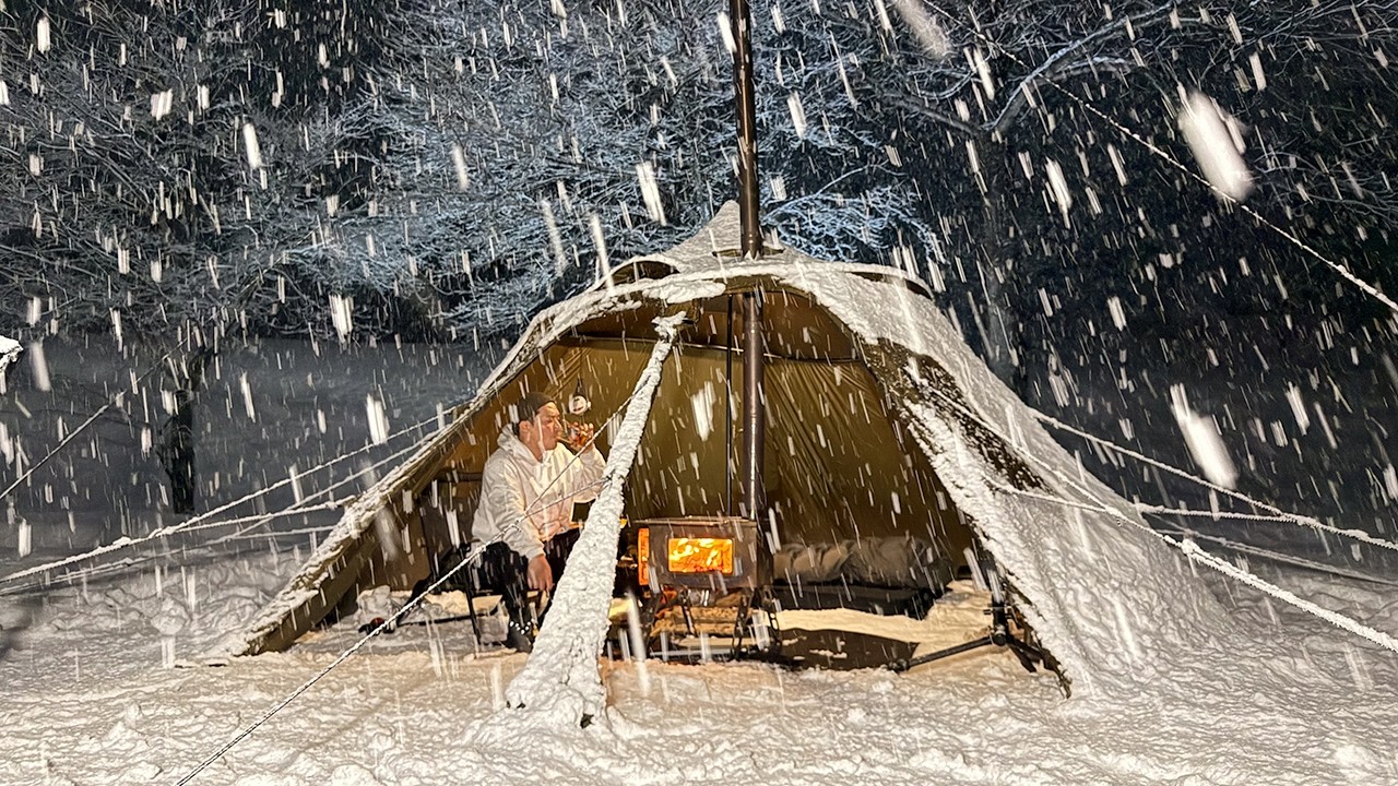-8℃災害級の大雪警報ソロキャンプが過酷すぎた