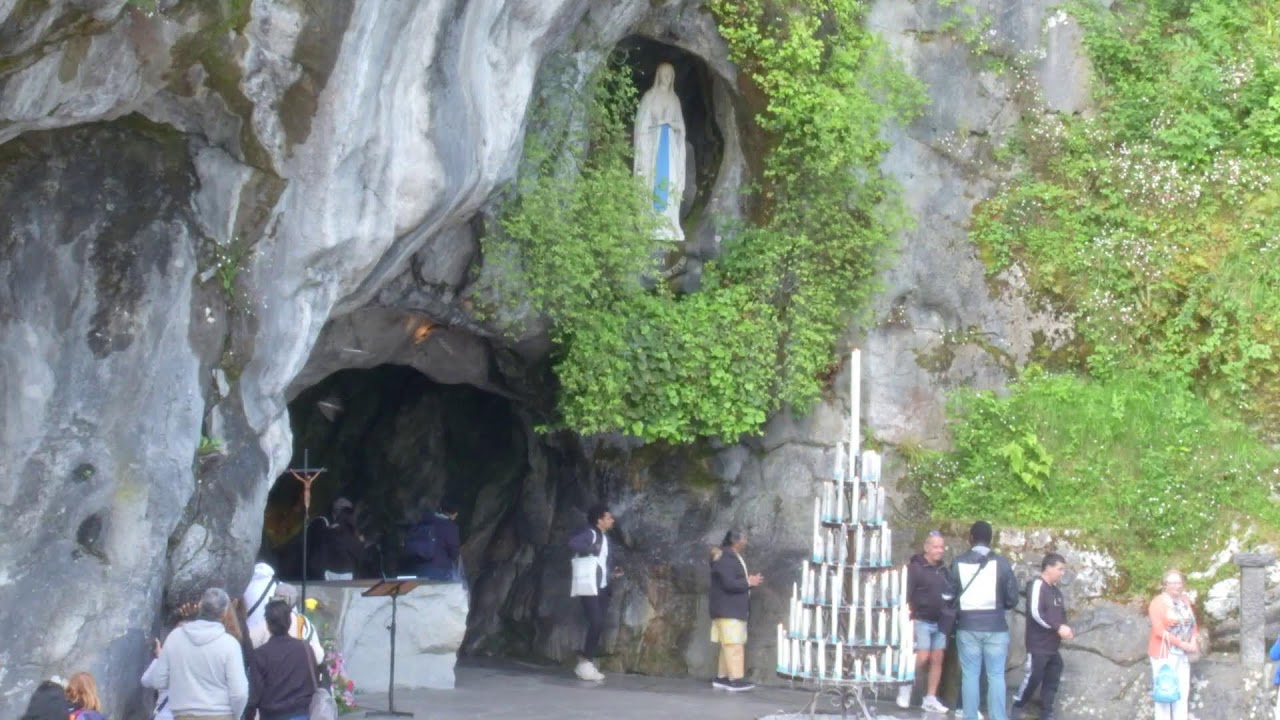 Messe internationale de Lourdes du mercredi May 29, 2024